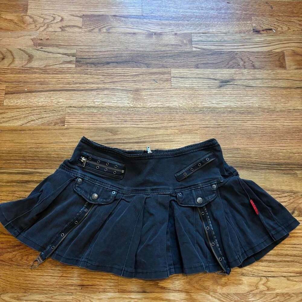 Tripp NYC Black Pleated Mini Skirt with Zippers and Pockets